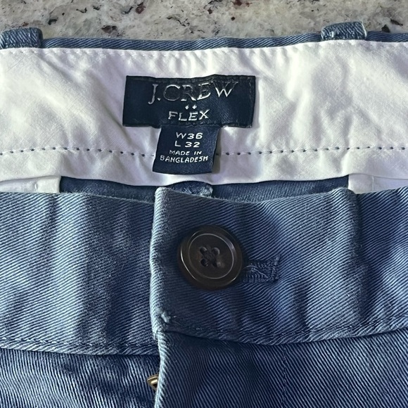 J.Crew Men’s Slim Fit Chino Pants in Blue - Picture 4 of 8